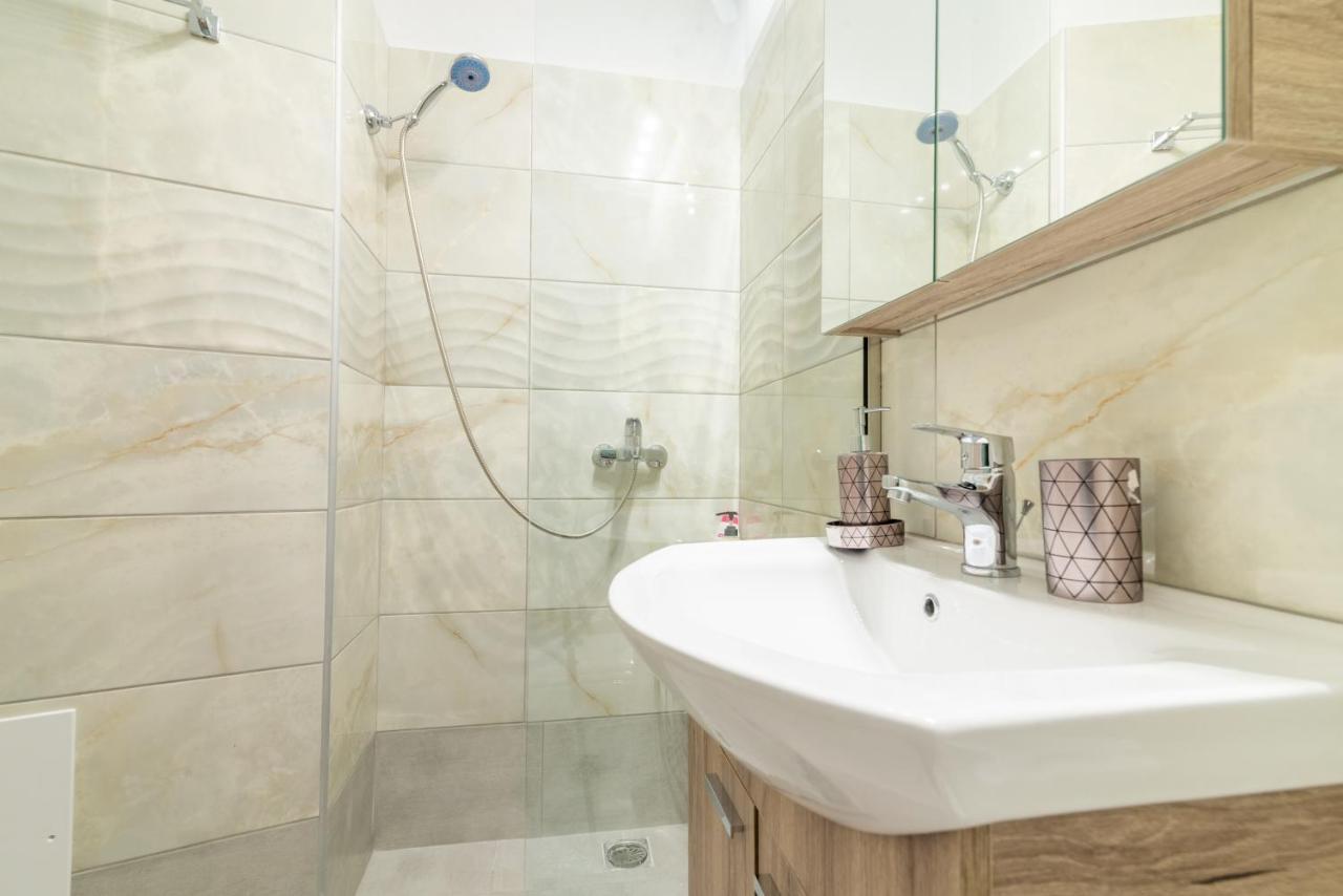 Comfortable Flat In The Heart Of The Old Town 伊拉克利翁 外观 照片