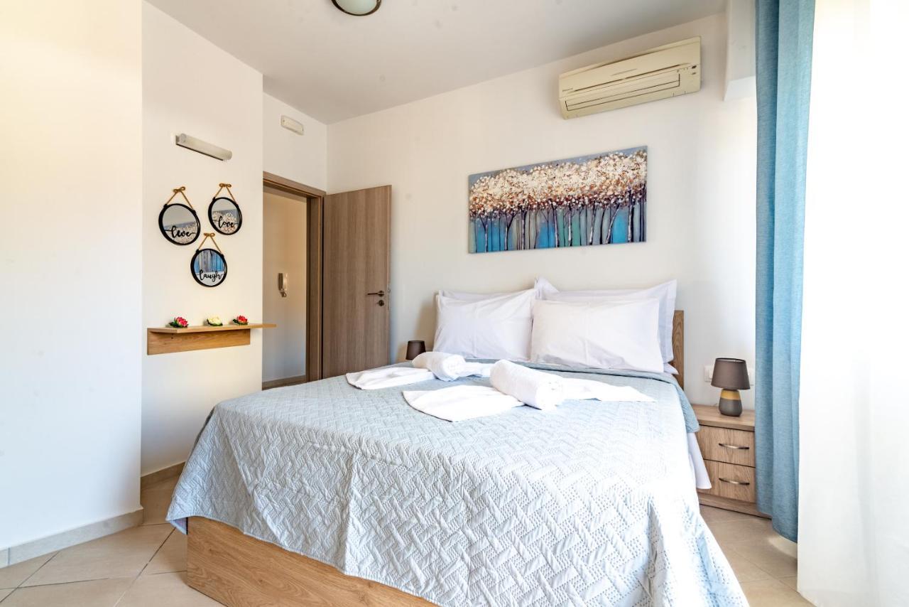 Comfortable Flat In The Heart Of The Old Town 伊拉克利翁 外观 照片